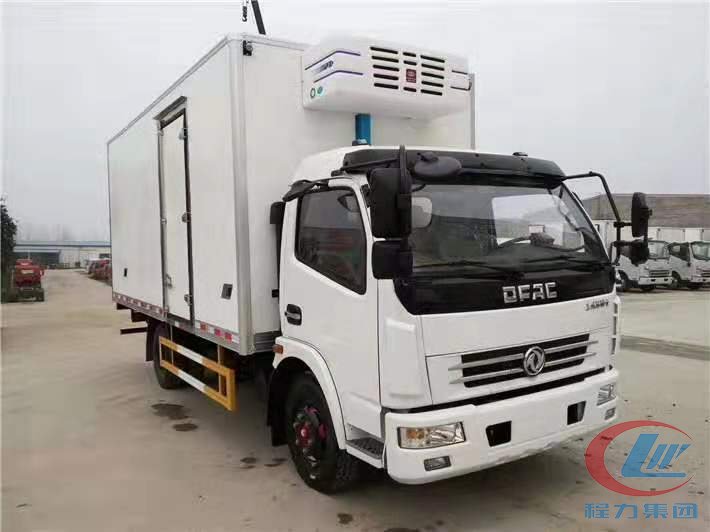 hjc888黄金城东风多利卡D7冷藏车